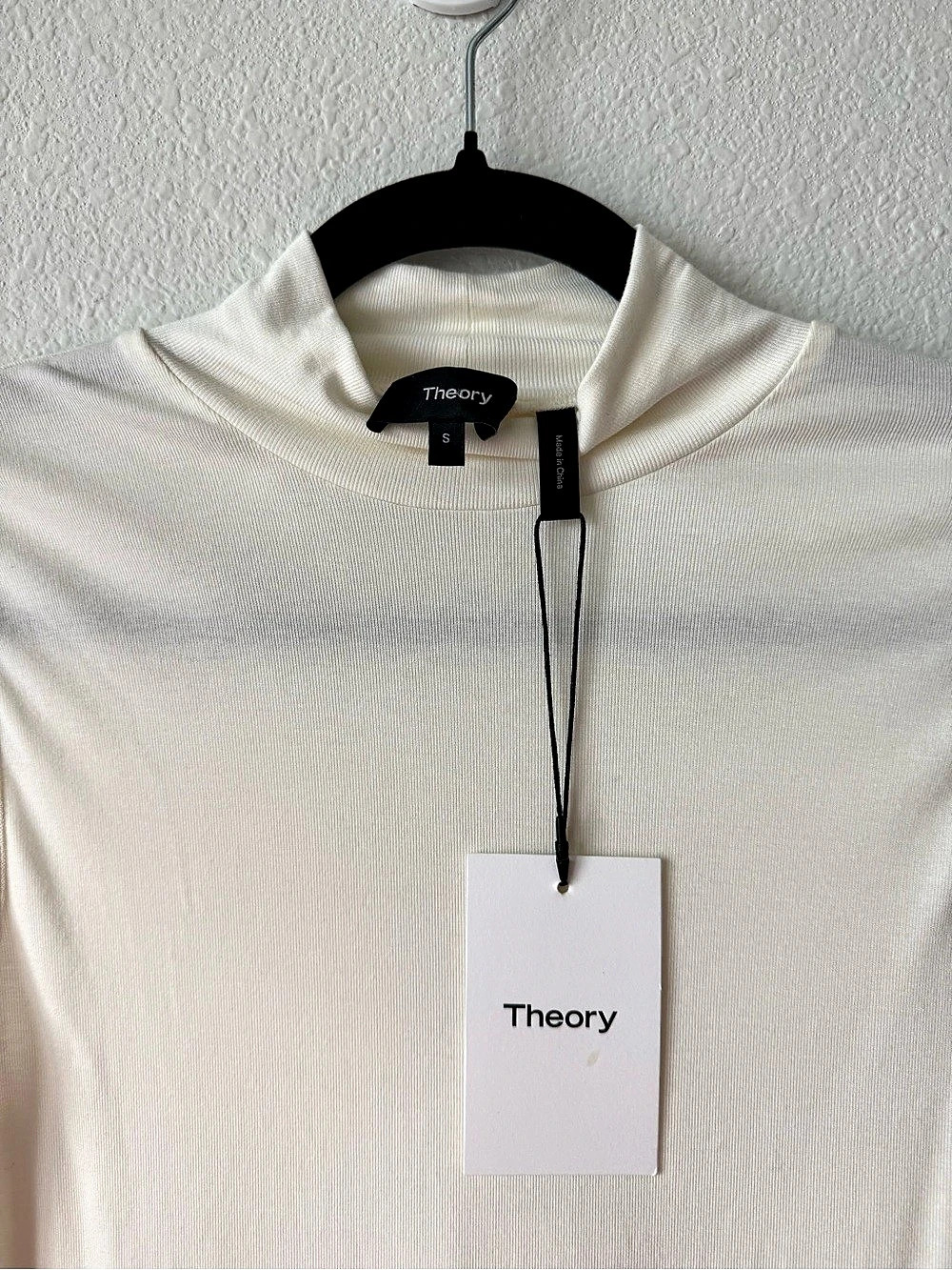NWT Theory Turtleneck Tank Top White Small - Picture 3 of 5